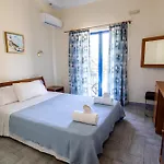 Otel Hlidi