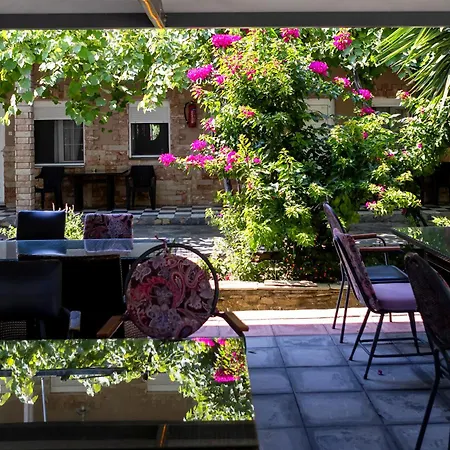 Hotel Hlidi Kókkinon Nerón